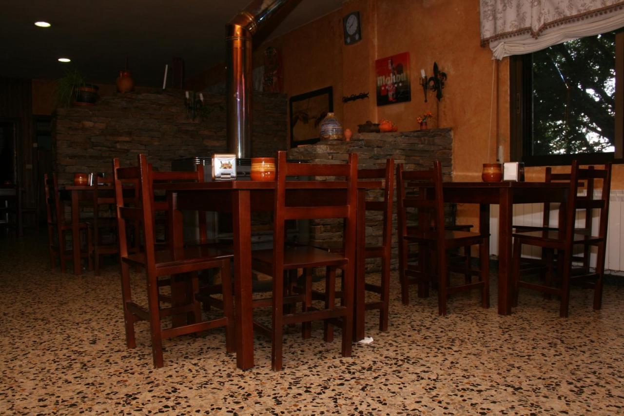 A Taberna De Vento Hotel Lalin Exterior photo