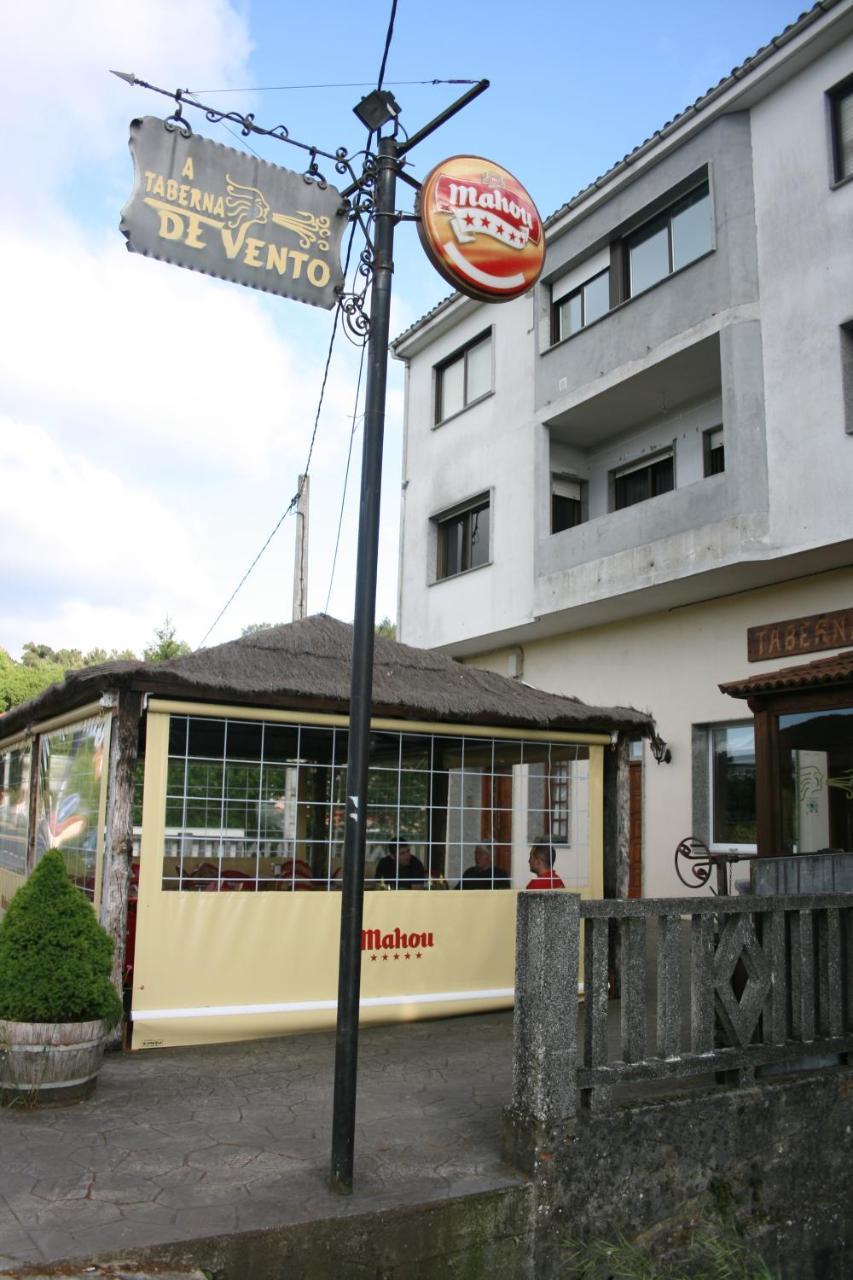 A Taberna De Vento Hotel Lalin Exterior photo